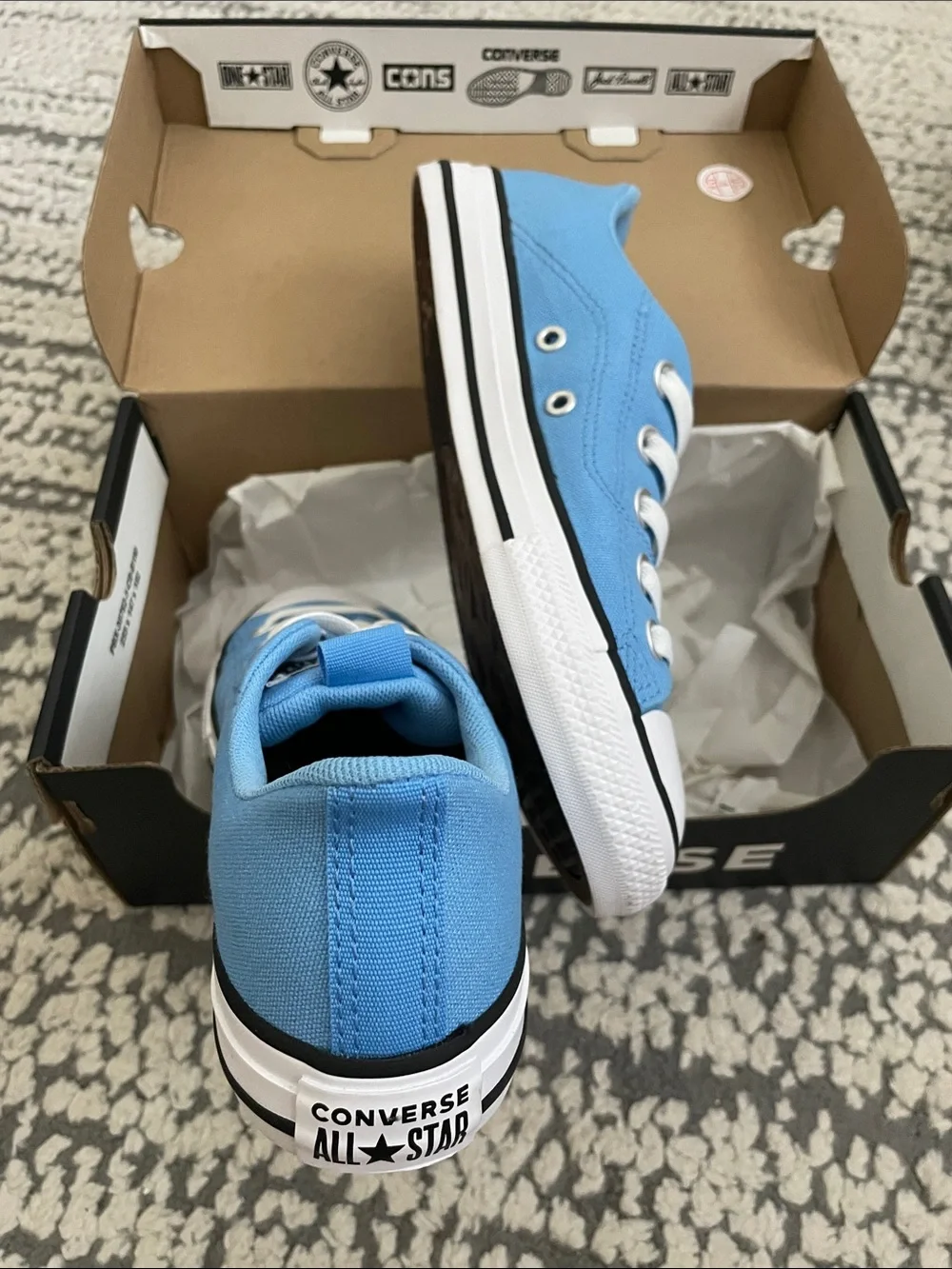 Converse Blue and White with Logo Shoe Box with Star Chevron